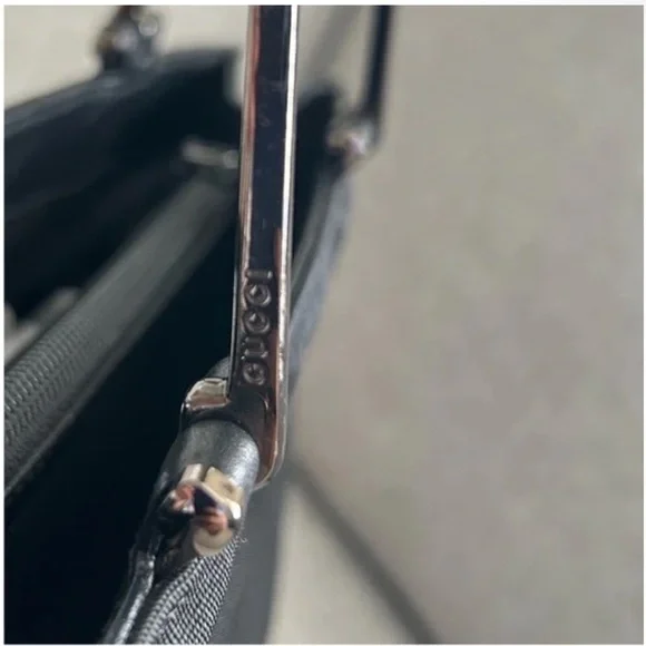 Gucci Nylon black bag with Gunmetal Silver handles 002-1025 200682 EUC - Picture 15 of 16